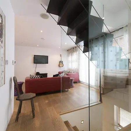 Portobello Mews House Villa